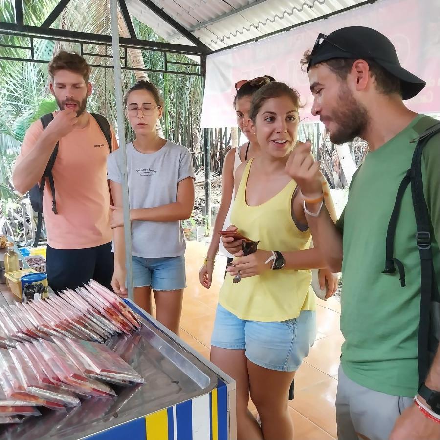 Bentrestay Giong Tu Dien Εξωτερικό φωτογραφία